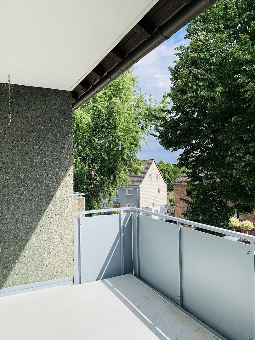 Prenájom bytu 3-izbový 70 m², Lütgendortmunder Hellweg 95, Dortmund, Severné Porýnie - Westfálsko Prenájom bytu 3-izbový 70 m², Lütgendortmunder Hellweg 95, Dortmund, Severné Porýnie - Westfálsko