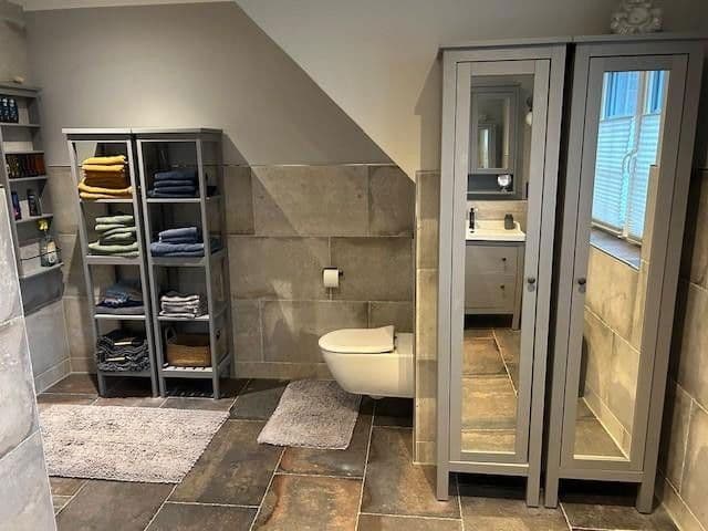 Predaj domu 280 m², pozemek 2.813 m², Barßel, Dolné Sasko Predaj domu 280 m², pozemek 2.813 m², Barßel, Dolné Sasko