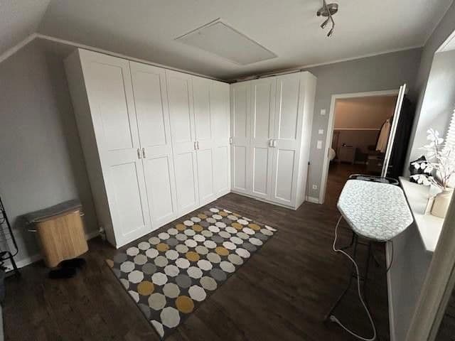 Predaj domu 280 m², pozemek 2.813 m², Barßel, Dolné Sasko Predaj domu 280 m², pozemek 2.813 m², Barßel, Dolné Sasko
