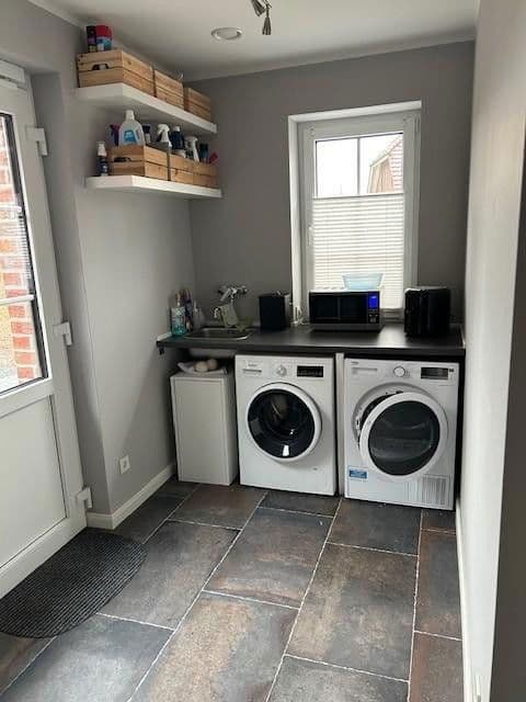 Predaj domu 280 m², pozemek 2.813 m², Barßel, Dolné Sasko Predaj domu 280 m², pozemek 2.813 m², Barßel, Dolné Sasko