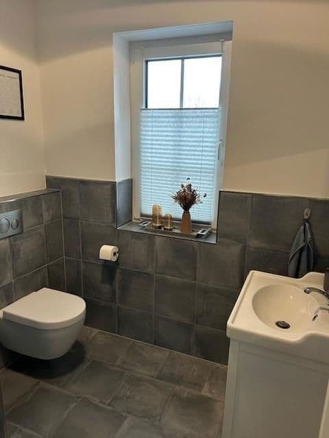 Predaj domu 280 m², pozemek 2.813 m², Barßel, Dolné Sasko Predaj domu 280 m², pozemek 2.813 m², Barßel, Dolné Sasko