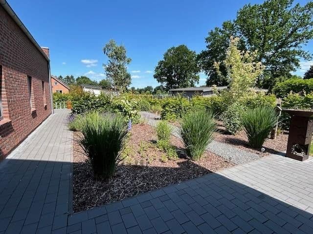 Predaj domu 280 m², pozemek 2.813 m², Barßel, Dolné Sasko Predaj domu 280 m², pozemek 2.813 m², Barßel, Dolné Sasko