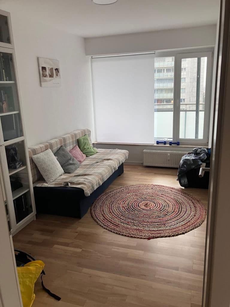 Prenájom bytu 3-izbový 82 m², Sigmund-Freud-Straße 76, Frankfurt, Hesensko Prenájom bytu 3-izbový 82 m², Sigmund-Freud-Straße 76, Frankfurt, Hesensko