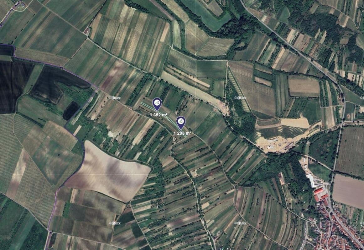 Predaj pozemku 2.555 m², Velké Pavlovice, Jihomoravský kraj Predaj pozemku 2.555 m², Velké Pavlovice, Jihomoravský kraj