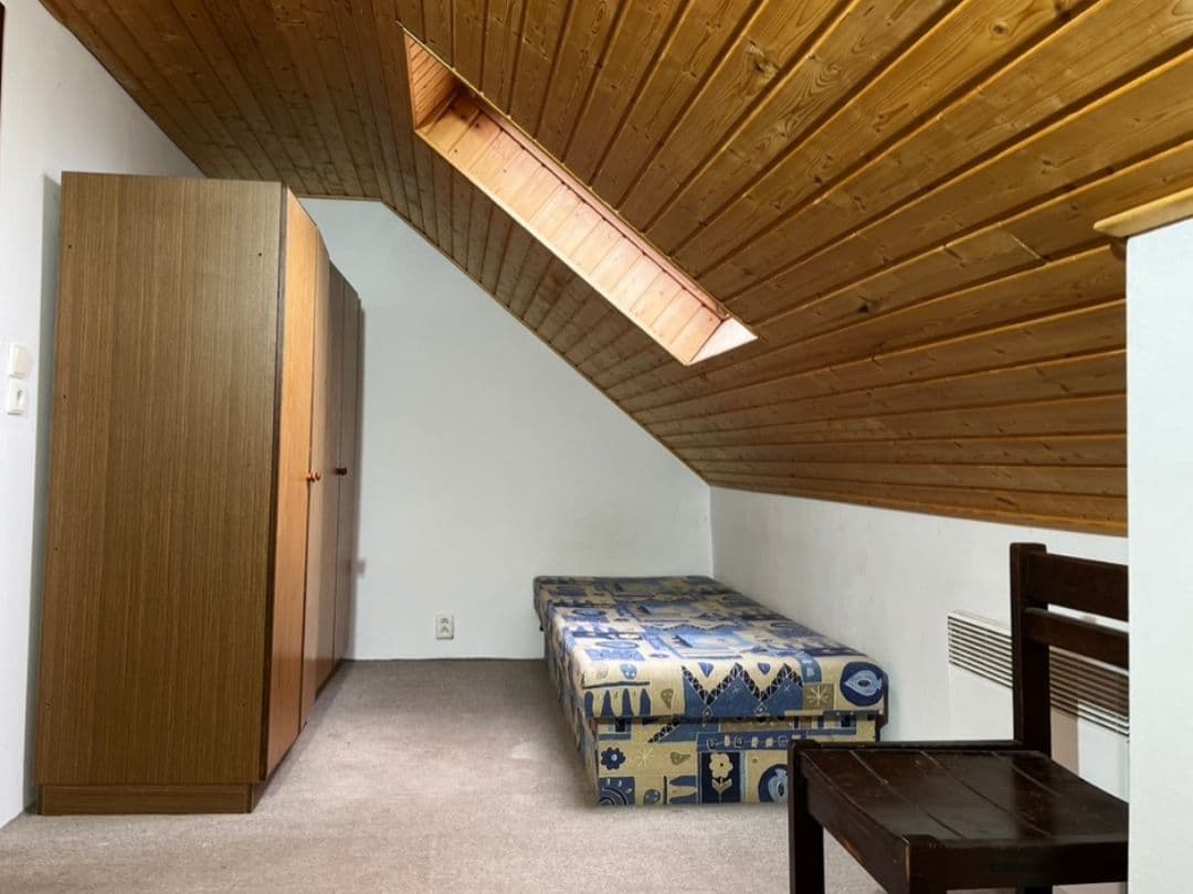 Prenájom bytu 3-izbový 86 m², Oseček, Středočeský kraj Prenájom bytu 3-izbový 86 m², Oseček, Středočeský kraj