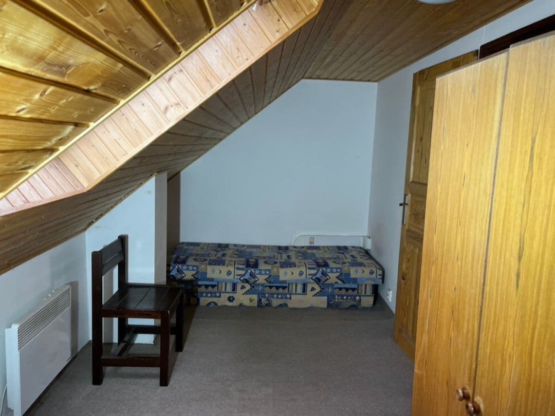 Prenájom bytu 3-izbový 86 m², Oseček, Středočeský kraj Prenájom bytu 3-izbový 86 m², Oseček, Středočeský kraj