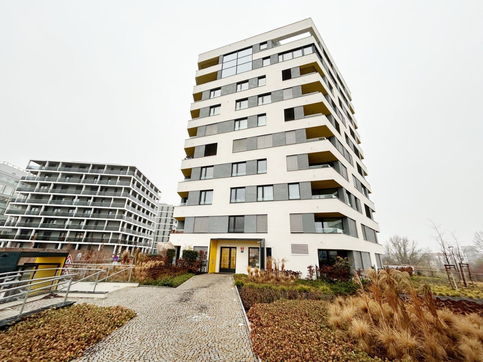 Prenájom bytu 2-izbový 59 m², Sokolova, Praha, Praha Prenájom bytu 2-izbový 59 m², Sokolova, Praha, Praha