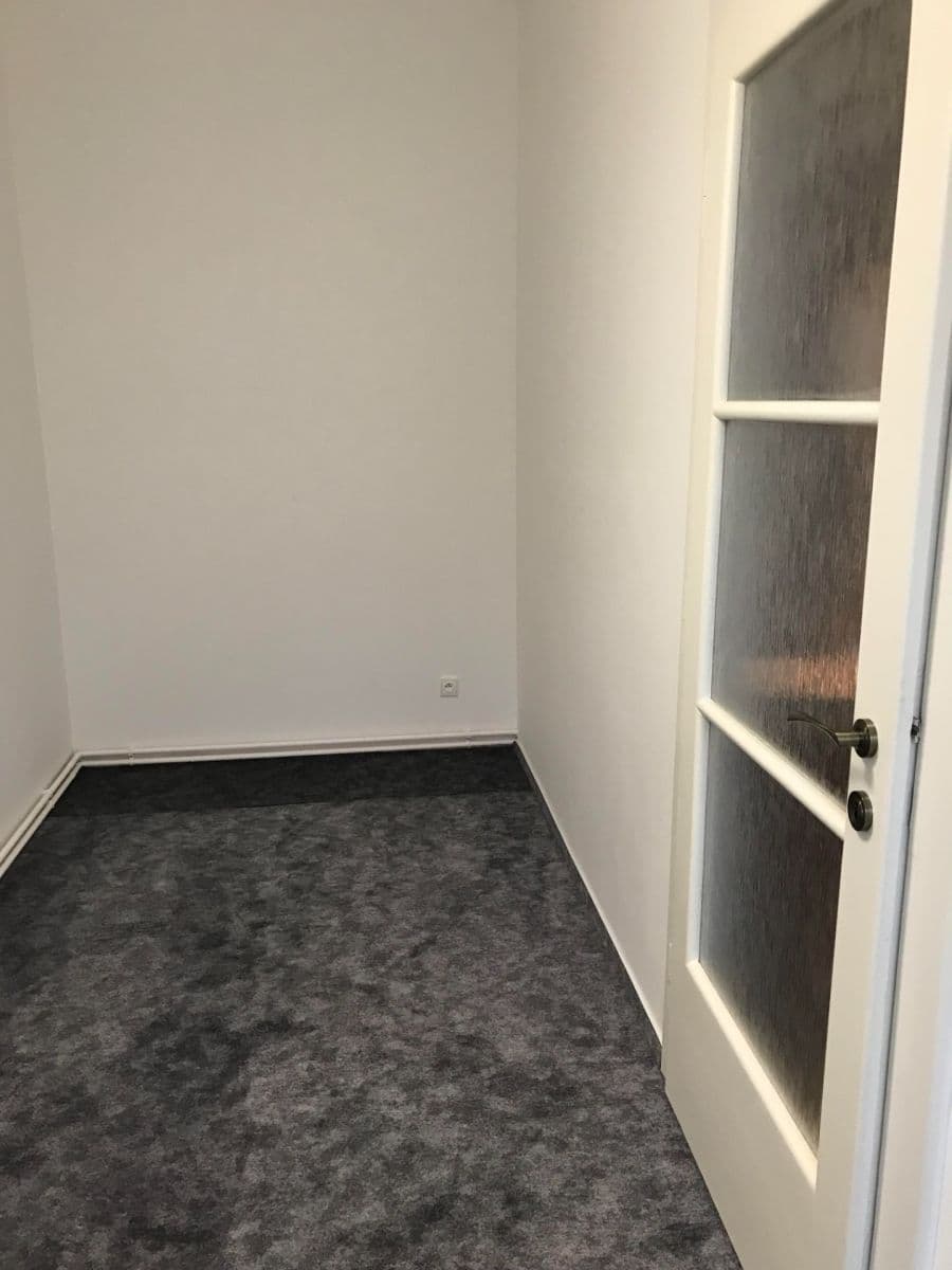 Predaj bytu 4-izbový 110 m², Na Valech, Poděbrady, Středočeský kraj Predaj bytu 4-izbový 110 m², Na Valech, Poděbrady, Středočeský kraj