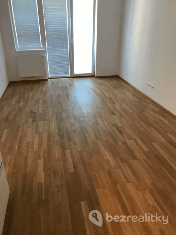 Prenájom bytu 2-izbový 57 m², Hadovitá, Praha, Praha Prenájom bytu 2-izbový 57 m², Hadovitá, Praha, Praha