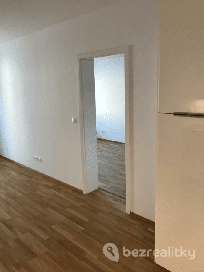 Prenájom bytu 2-izbový 57 m², Hadovitá, Praha, Praha Prenájom bytu 2-izbový 57 m², Hadovitá, Praha, Praha