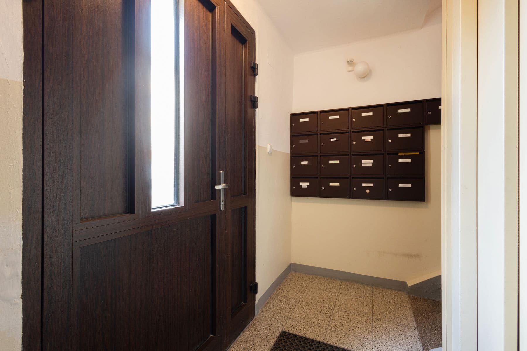 Predaj bytu 1-izbový 40 m², Kafkova, Praha, Praha Predaj bytu 1-izbový 40 m², Kafkova, Praha, Praha