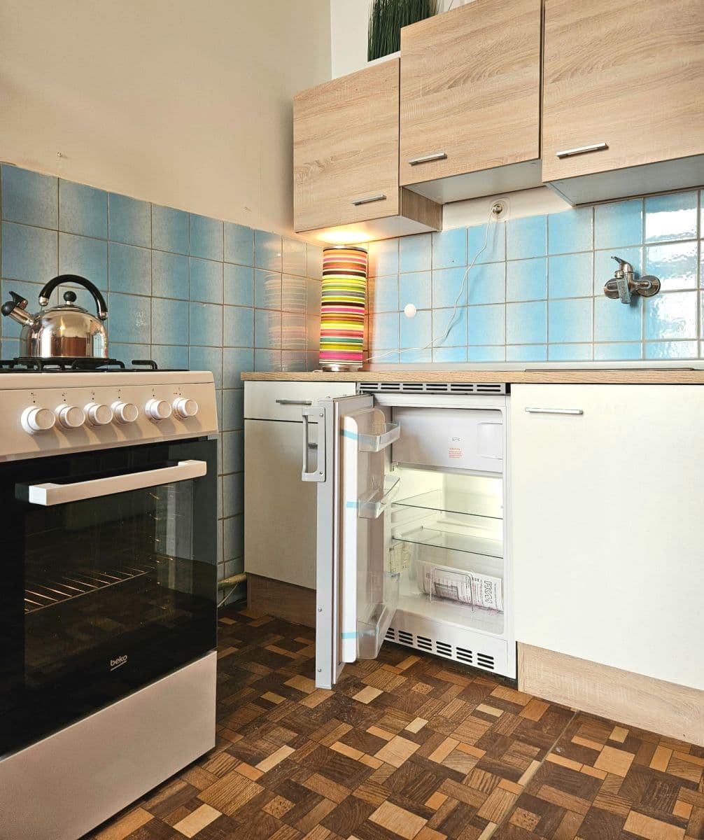 Prenájom bytu 2-izbový 59 m², Krkonošská, Praha, Praha Prenájom bytu 2-izbový 59 m², Krkonošská, Praha, Praha