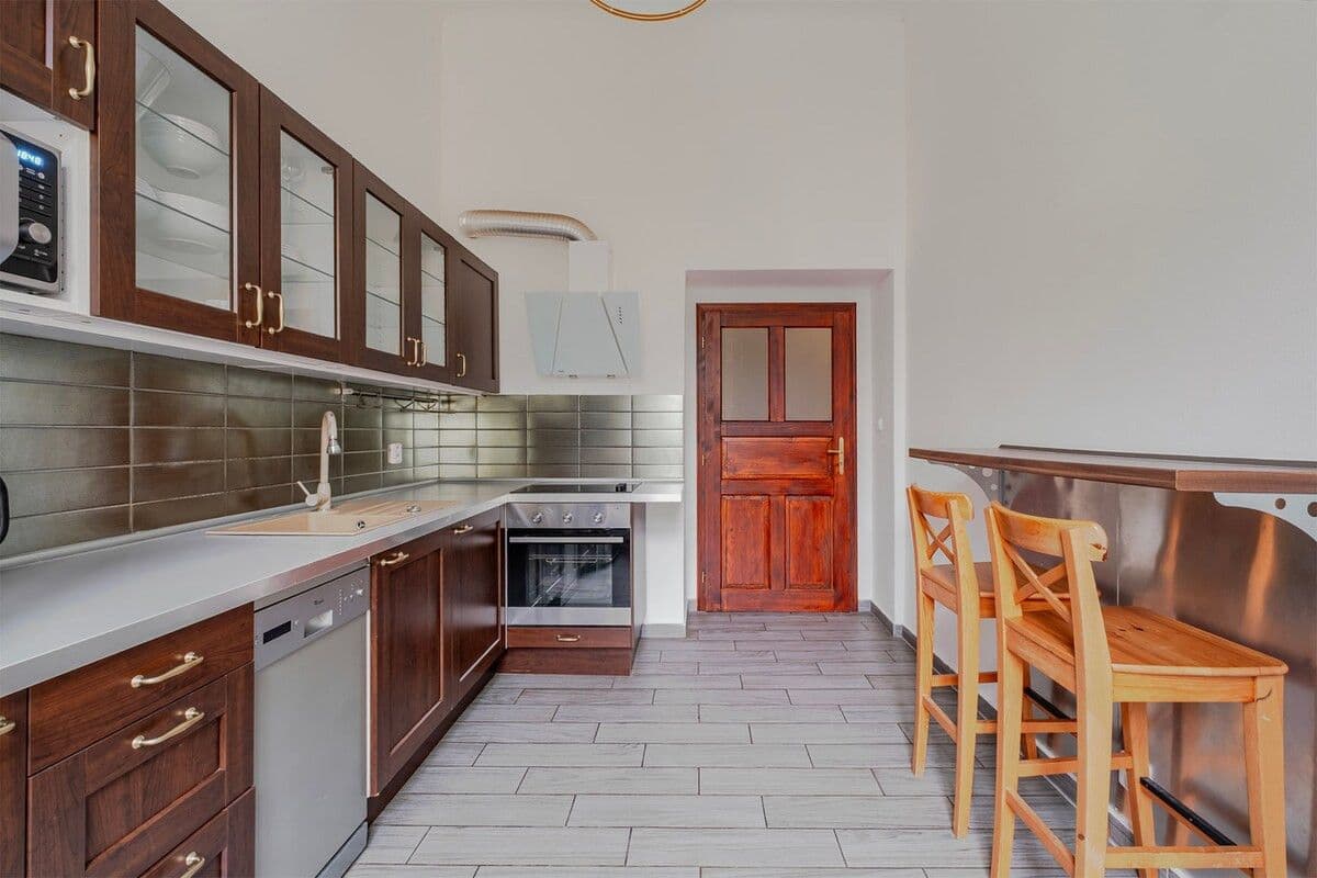 Prenájom bytu 71 m², Újezd, Praha, Praha Prenájom bytu 71 m², Újezd, Praha, Praha