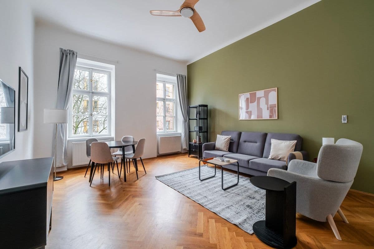 Prenájom bytu 71 m², Újezd, Praha, Praha Prenájom bytu 71 m², Újezd, Praha, Praha