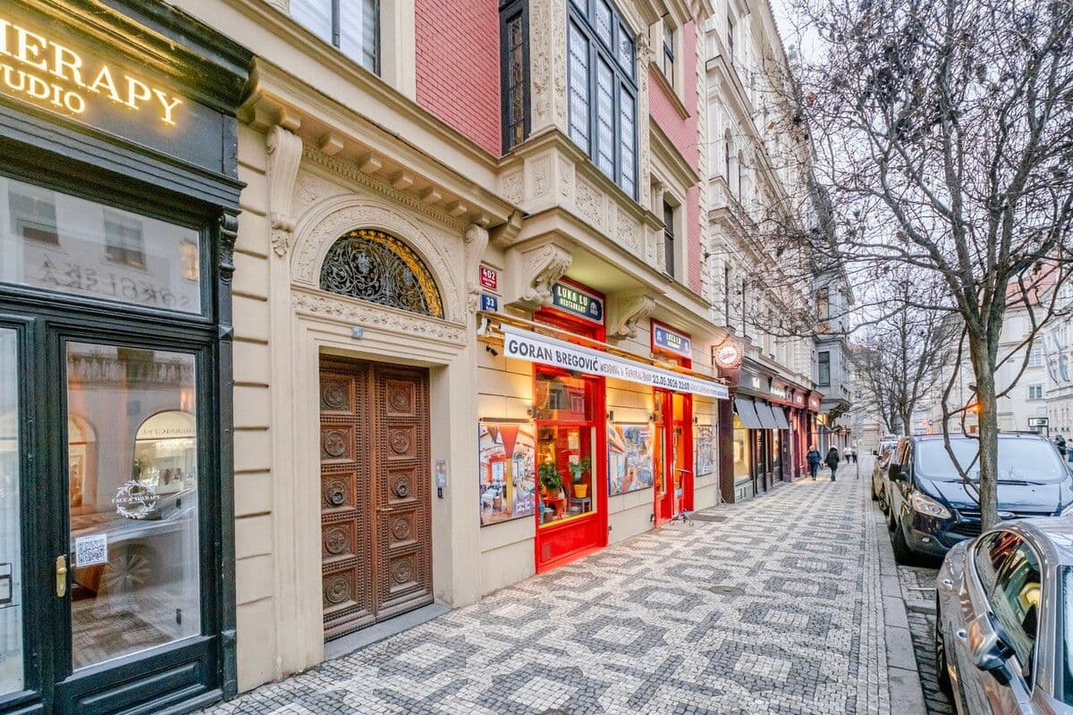 Prenájom bytu 71 m², Újezd, Praha, Praha Prenájom bytu 71 m², Újezd, Praha, Praha