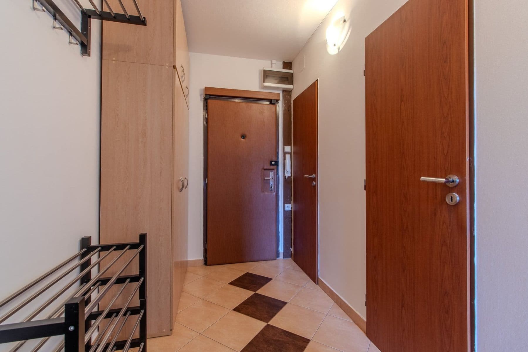Prenájom bytu 2-izbový 43 m², Modrá, Praha, Praha Prenájom bytu 2-izbový 43 m², Modrá, Praha, Praha