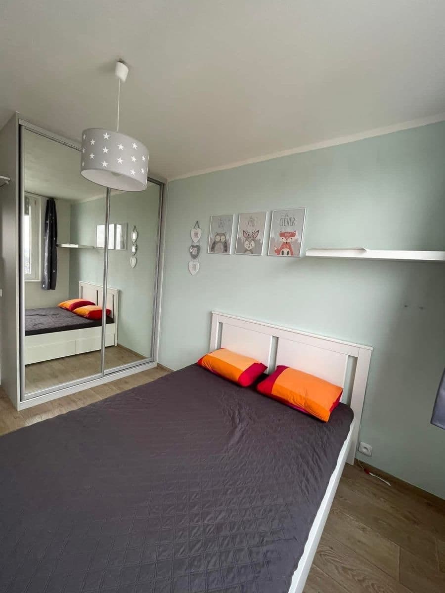 Prenájom bytu 3-izbový 67 m², Na Cihelně, Český Brod, Středočeský kraj Prenájom bytu 3-izbový 67 m², Na Cihelně, Český Brod, Středočeský kraj