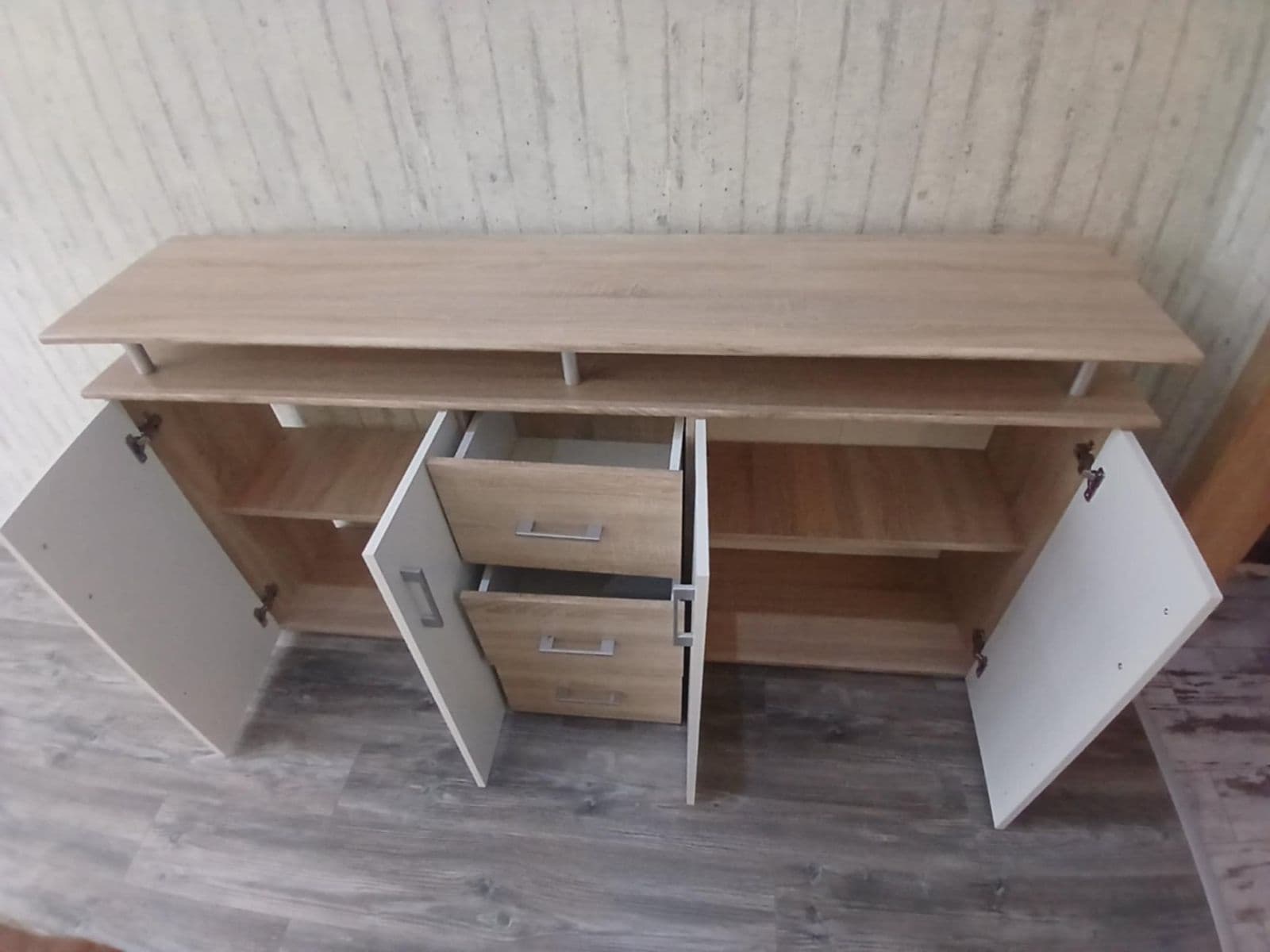 Prenájom bytu 2-izbový 60 m², Karla Buriana, Chomutov, Ústecký kraj Prenájom bytu 2-izbový 60 m², Karla Buriana, Chomutov, Ústecký kraj