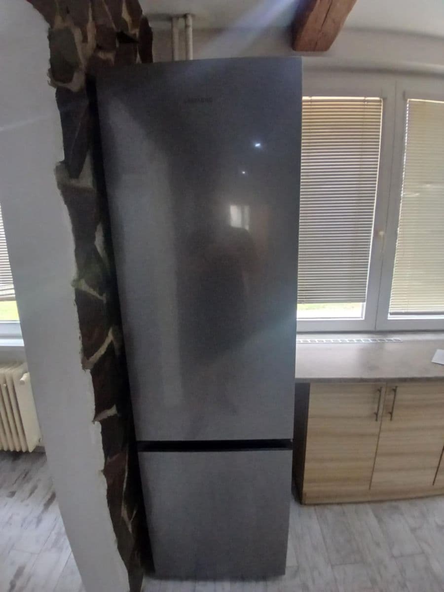 Prenájom bytu 2-izbový 60 m², Karla Buriana, Chomutov, Ústecký kraj Prenájom bytu 2-izbový 60 m², Karla Buriana, Chomutov, Ústecký kraj