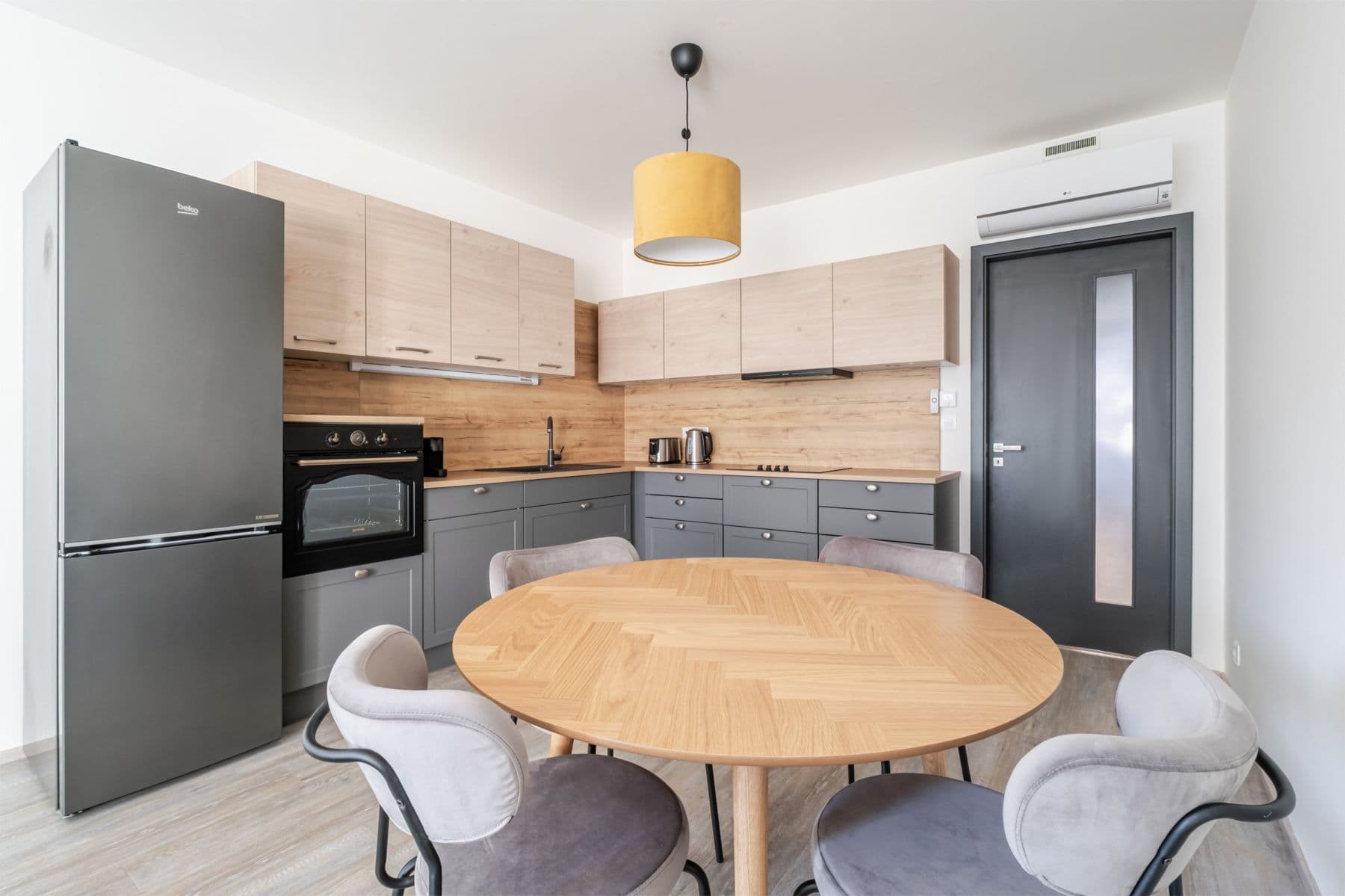 Prenájom bytu 72 m², Malešická c, Praha, Praha Prenájom bytu 72 m², Malešická c, Praha, Praha