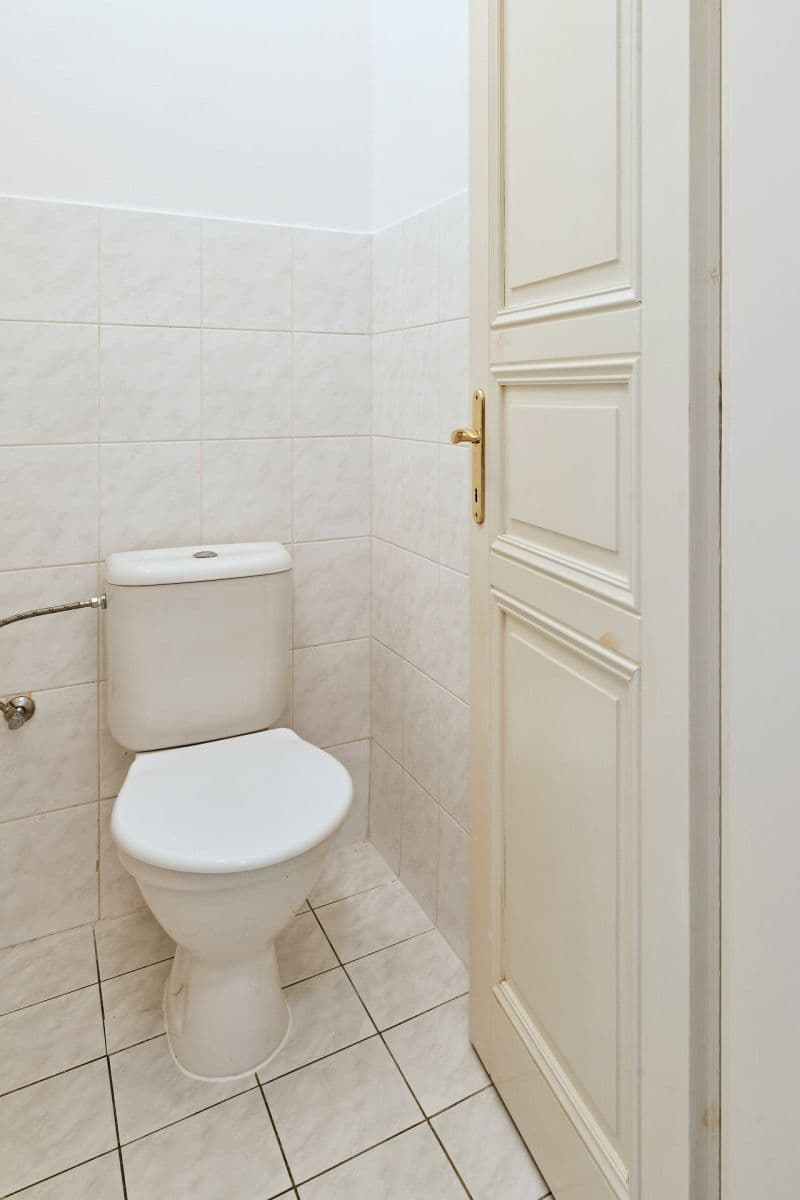 Prenájom bytu 2-izbový 39 m², Zlatnická, Praha, Praha Prenájom bytu 2-izbový 39 m², Zlatnická, Praha, Praha