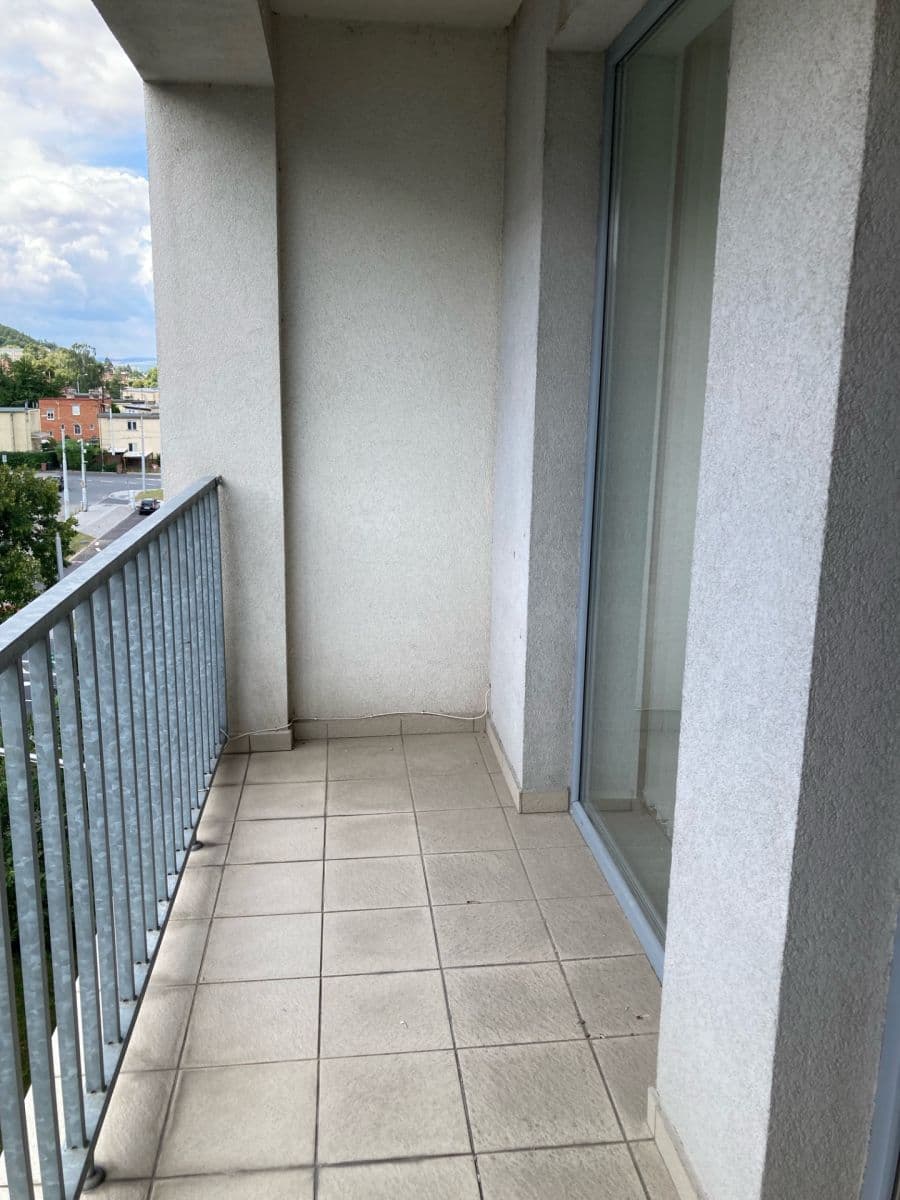 Prenájom bytu 1-izbový 43 m², Březnická, Zlín, Zlínský kraj Prenájom bytu 1-izbový 43 m², Březnická, Zlín, Zlínský kraj