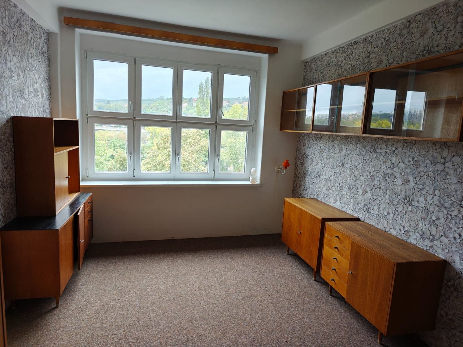 Prenájom bytu 2-izbový 41 m², Branická, Praha, Praha Prenájom bytu 2-izbový 41 m², Branická, Praha, Praha