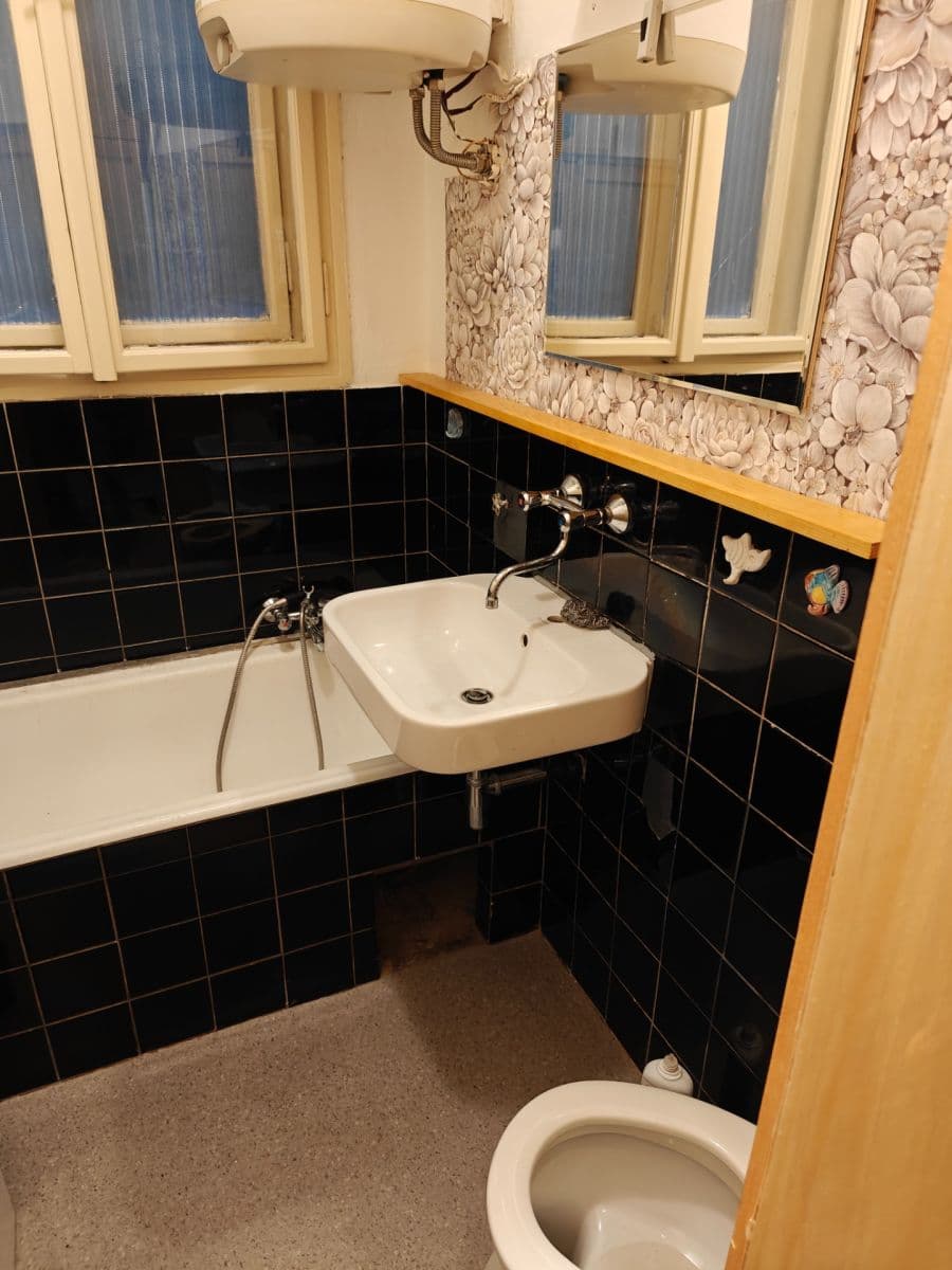 Prenájom bytu 2-izbový 41 m², Branická, Praha, Praha Prenájom bytu 2-izbový 41 m², Branická, Praha, Praha