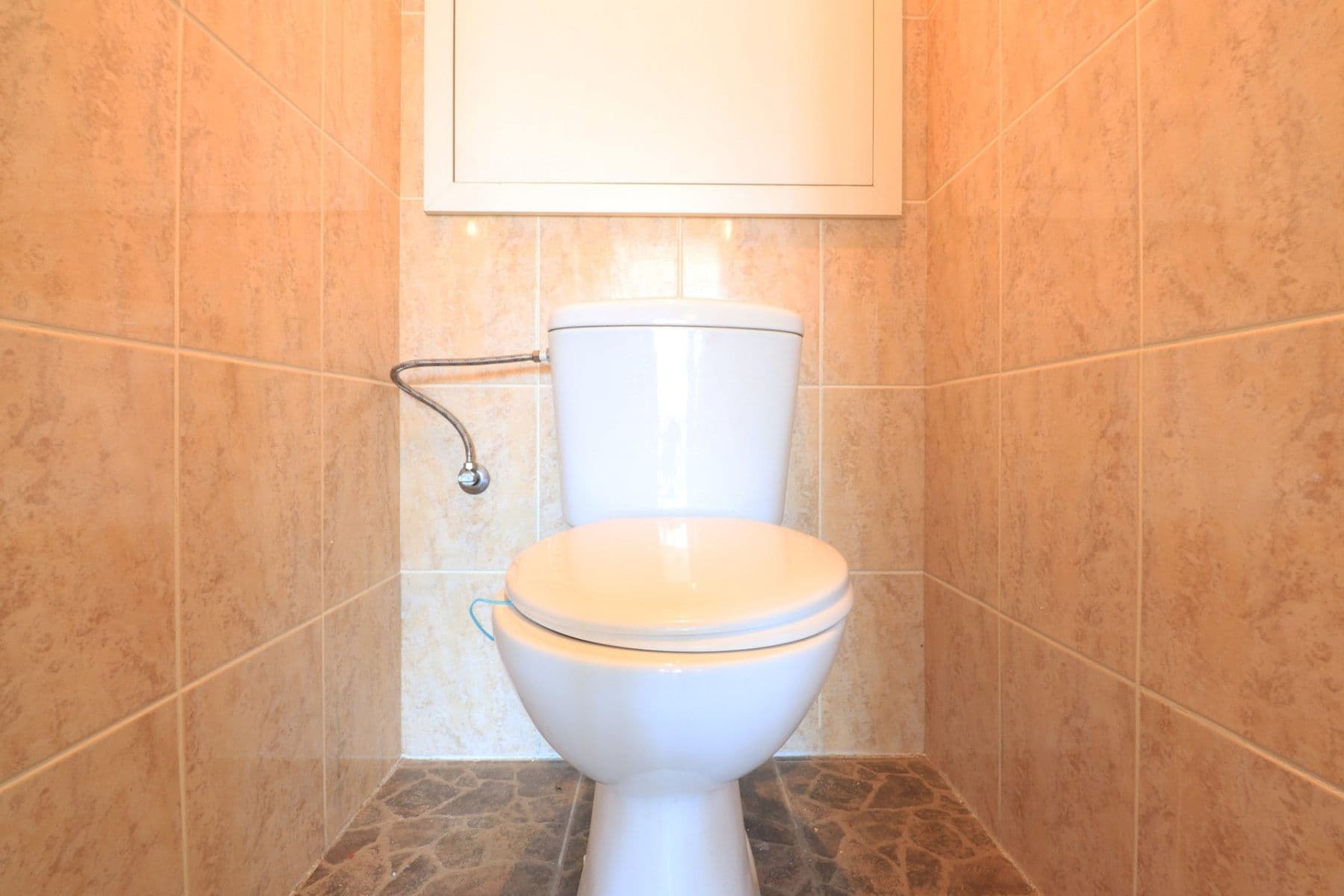 Prenájom bytu 3-izbový 70 m², Polabská, Praha, Praha Prenájom bytu 3-izbový 70 m², Polabská, Praha, Praha