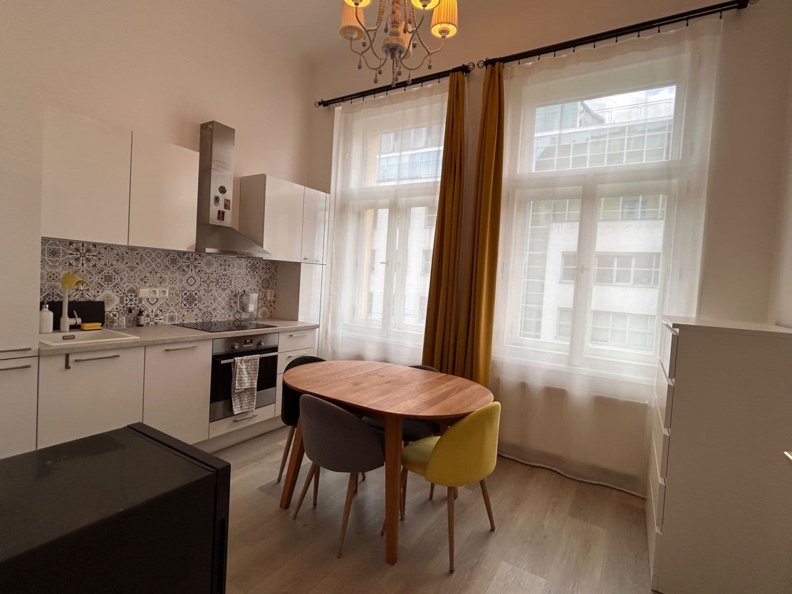 Prenájom bytu 1-izbový 44 m², Šafaříkova, Praha, Praha Prenájom bytu 1-izbový 44 m², Šafaříkova, Praha, Praha