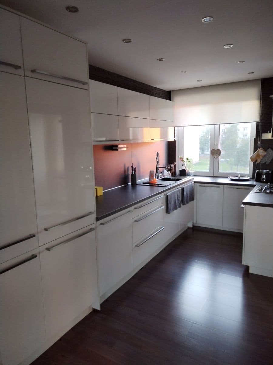 Predaj bytu 3-izbový 72 m², Rýmařovská, Bruntál, Moravskoslezský kraj Predaj bytu 3-izbový 72 m², Rýmařovská, Bruntál, Moravskoslezský kraj