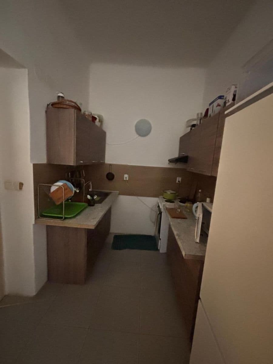 Prenájom bytu 2-izbový 50 m², Sinkulova, Praha, Praha Prenájom bytu 2-izbový 50 m², Sinkulova, Praha, Praha