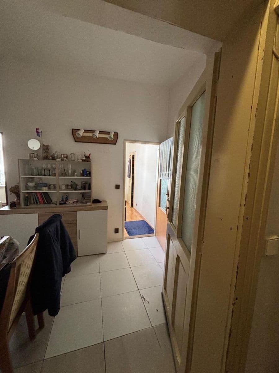 Prenájom bytu 2-izbový 50 m², Sinkulova, Praha, Praha Prenájom bytu 2-izbový 50 m², Sinkulova, Praha, Praha