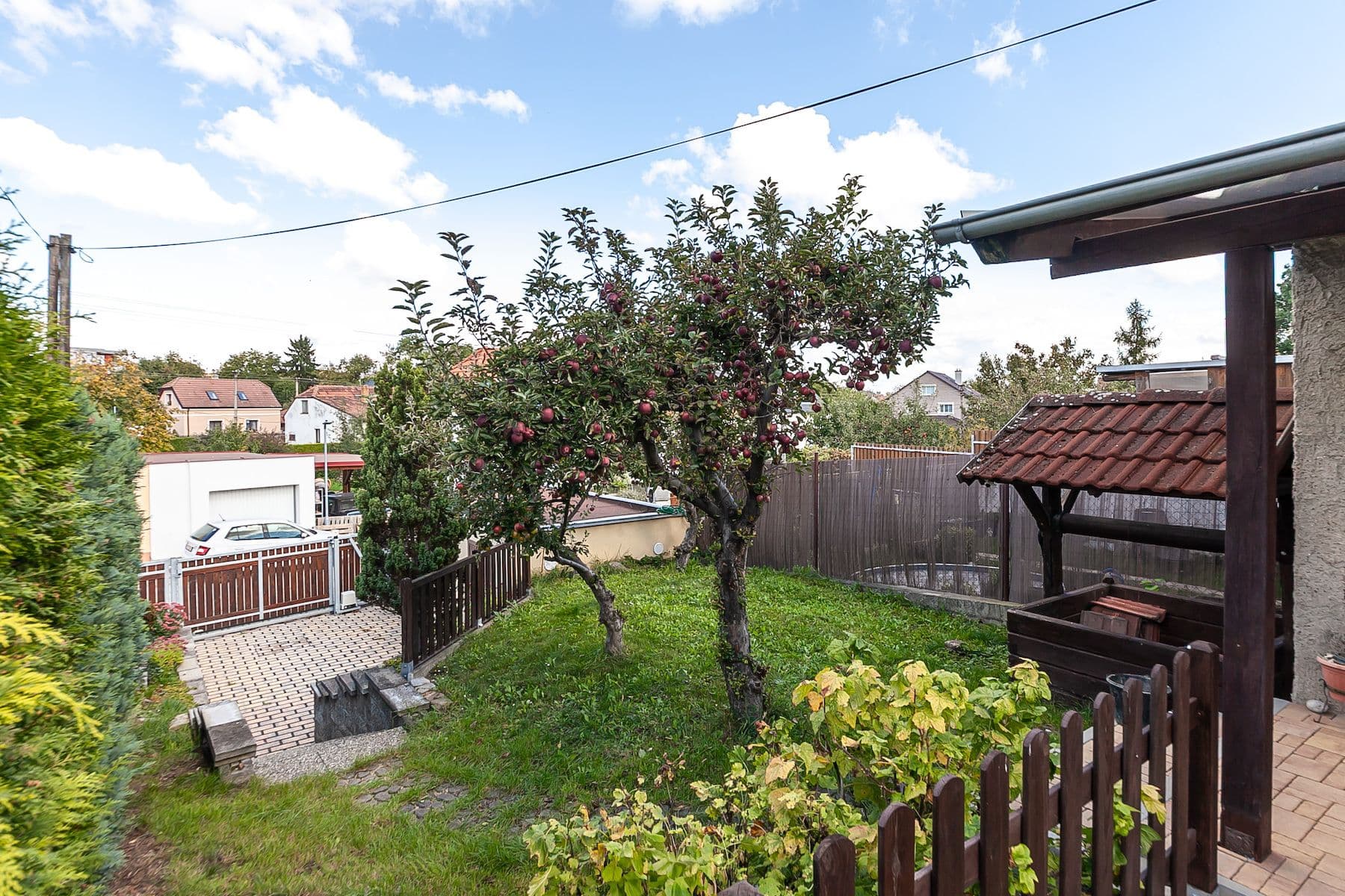 Predaj domu 230 m², pozemek 348 m², Svahová, Horoměřice, Středočeský kraj Predaj domu 230 m², pozemek 348 m², Svahová, Horoměřice, Středočeský kraj