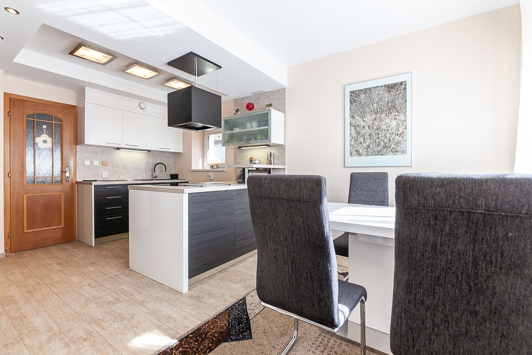 Predaj domu 230 m², pozemek 348 m², Svahová, Horoměřice, Středočeský kraj Predaj domu 230 m², pozemek 348 m², Svahová, Horoměřice, Středočeský kraj