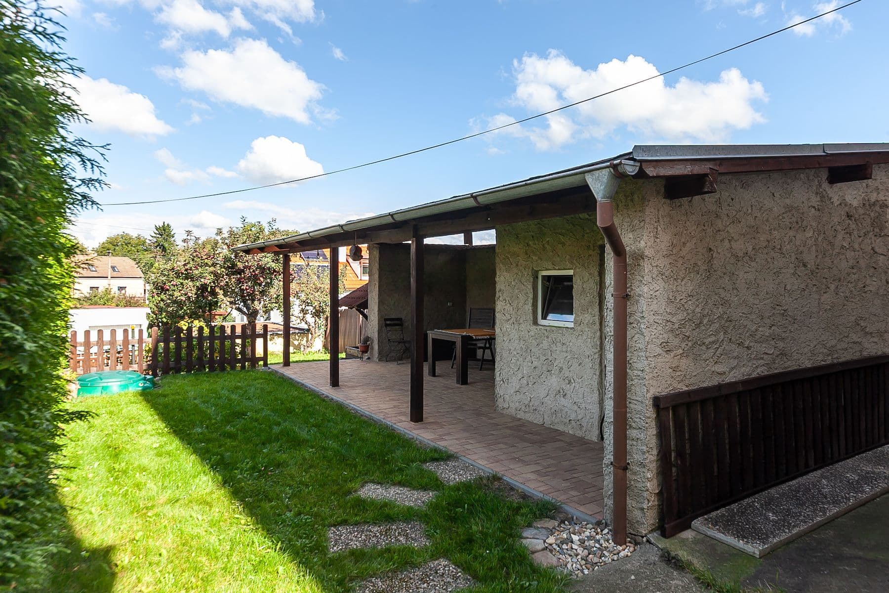 Predaj domu 230 m², pozemek 348 m², Svahová, Horoměřice, Středočeský kraj Predaj domu 230 m², pozemek 348 m², Svahová, Horoměřice, Středočeský kraj