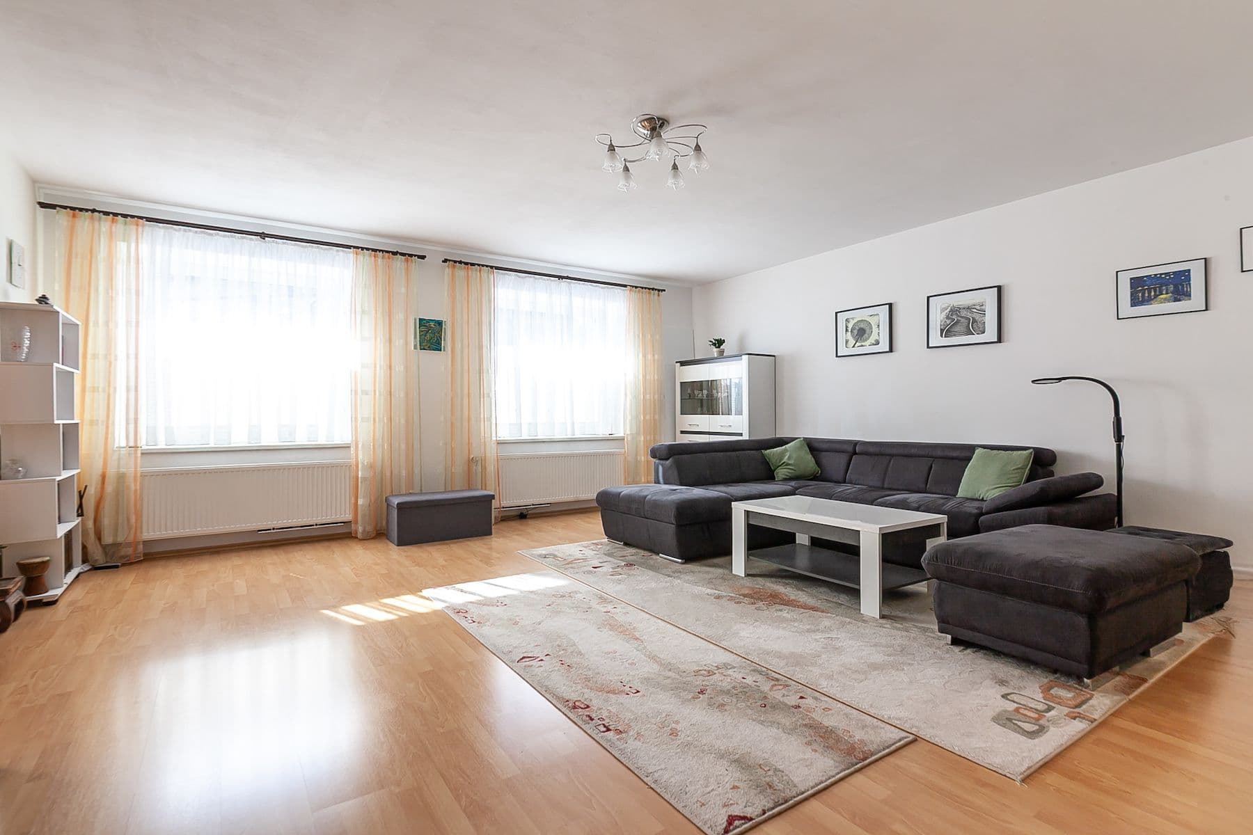 Predaj domu 230 m², pozemek 348 m², Svahová, Horoměřice, Středočeský kraj Predaj domu 230 m², pozemek 348 m², Svahová, Horoměřice, Středočeský kraj
