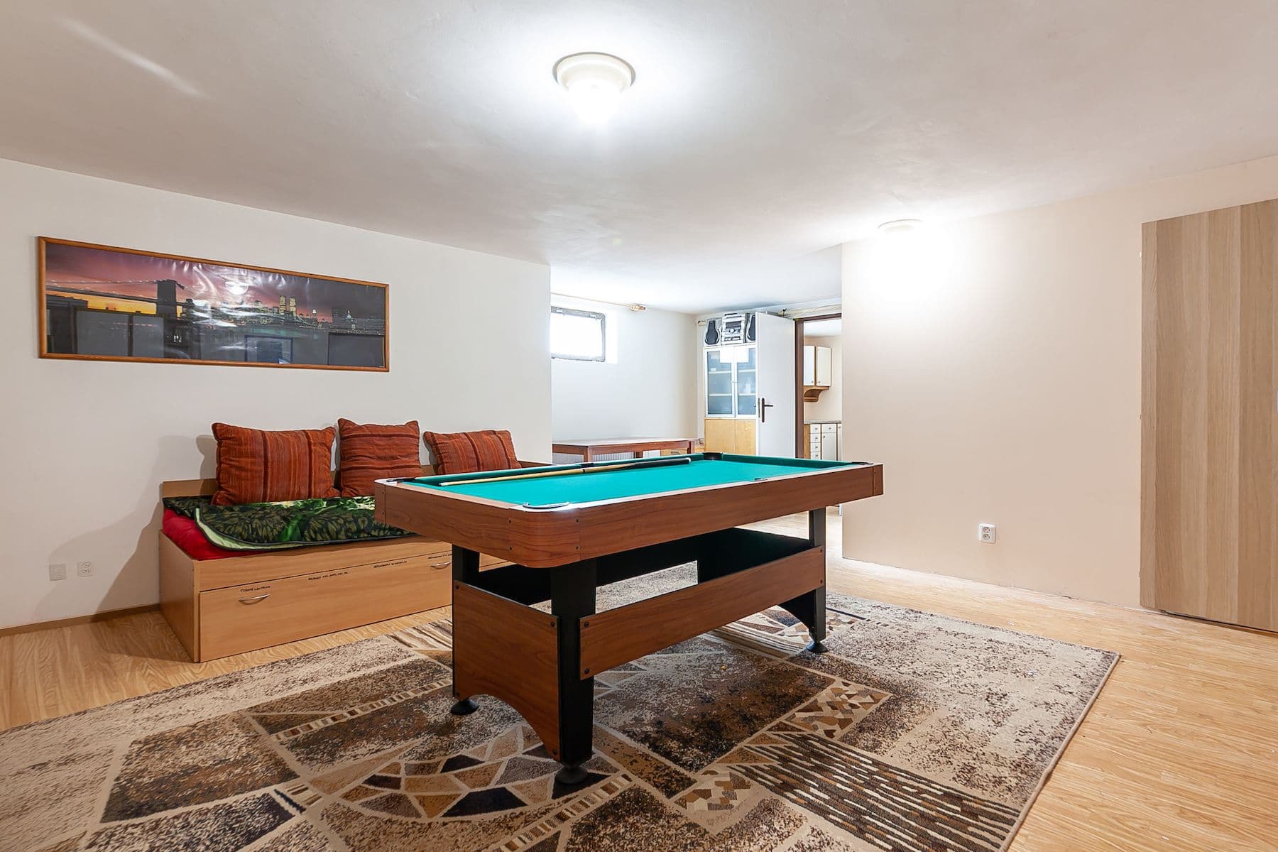 Predaj domu 230 m², pozemek 348 m², Svahová, Horoměřice, Středočeský kraj Predaj domu 230 m², pozemek 348 m², Svahová, Horoměřice, Středočeský kraj