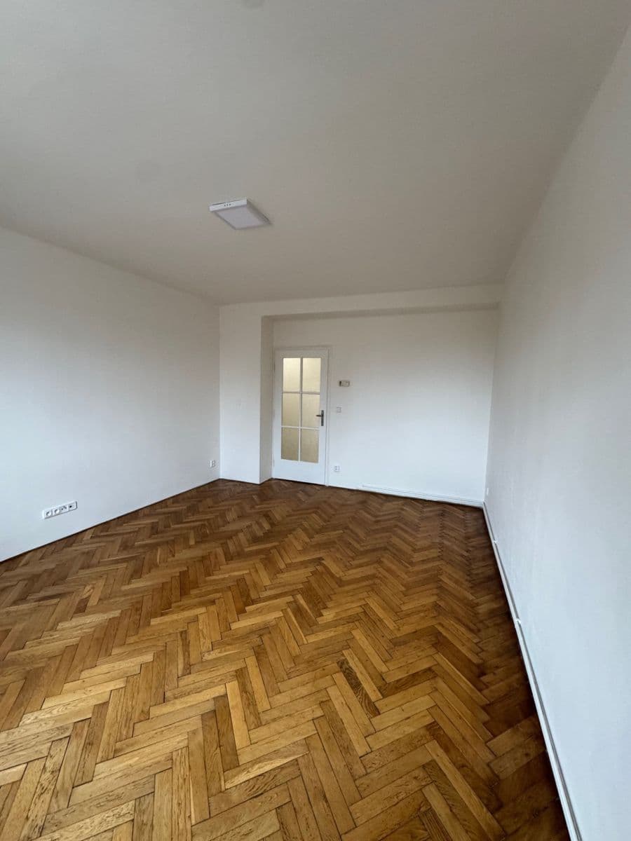 Prenájom bytu 2-izbový 48 m², U Krčské vodárny, Praha, Praha Prenájom bytu 2-izbový 48 m², U Krčské vodárny, Praha, Praha