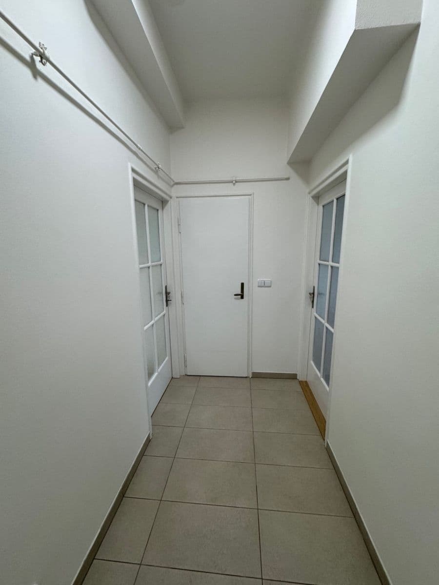 Prenájom bytu 2-izbový 48 m², U Krčské vodárny, Praha, Praha Prenájom bytu 2-izbový 48 m², U Krčské vodárny, Praha, Praha