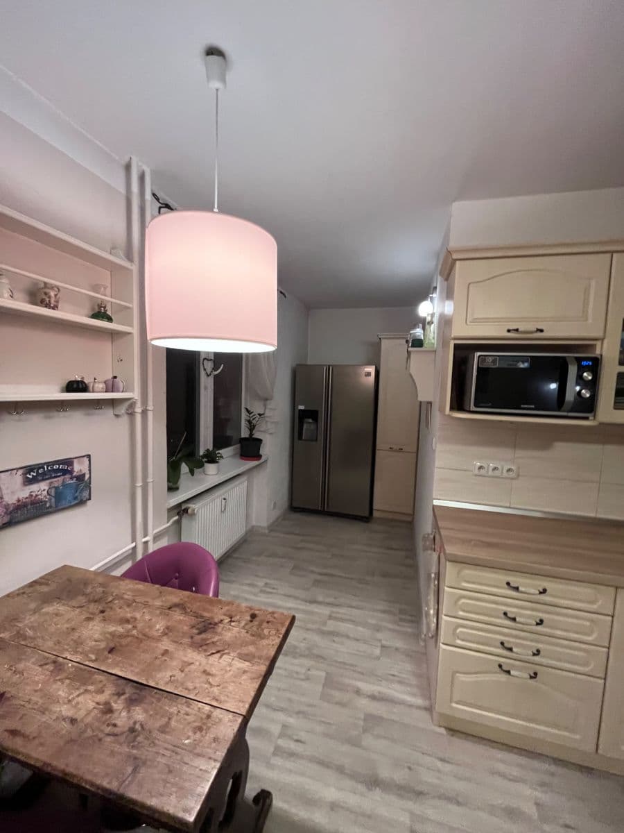 Predaj bytu 3-izbový 68 m², 17. listopadu, Ústí nad Labem, Ústecký kraj Predaj bytu 3-izbový 68 m², 17. listopadu, Ústí nad Labem, Ústecký kraj