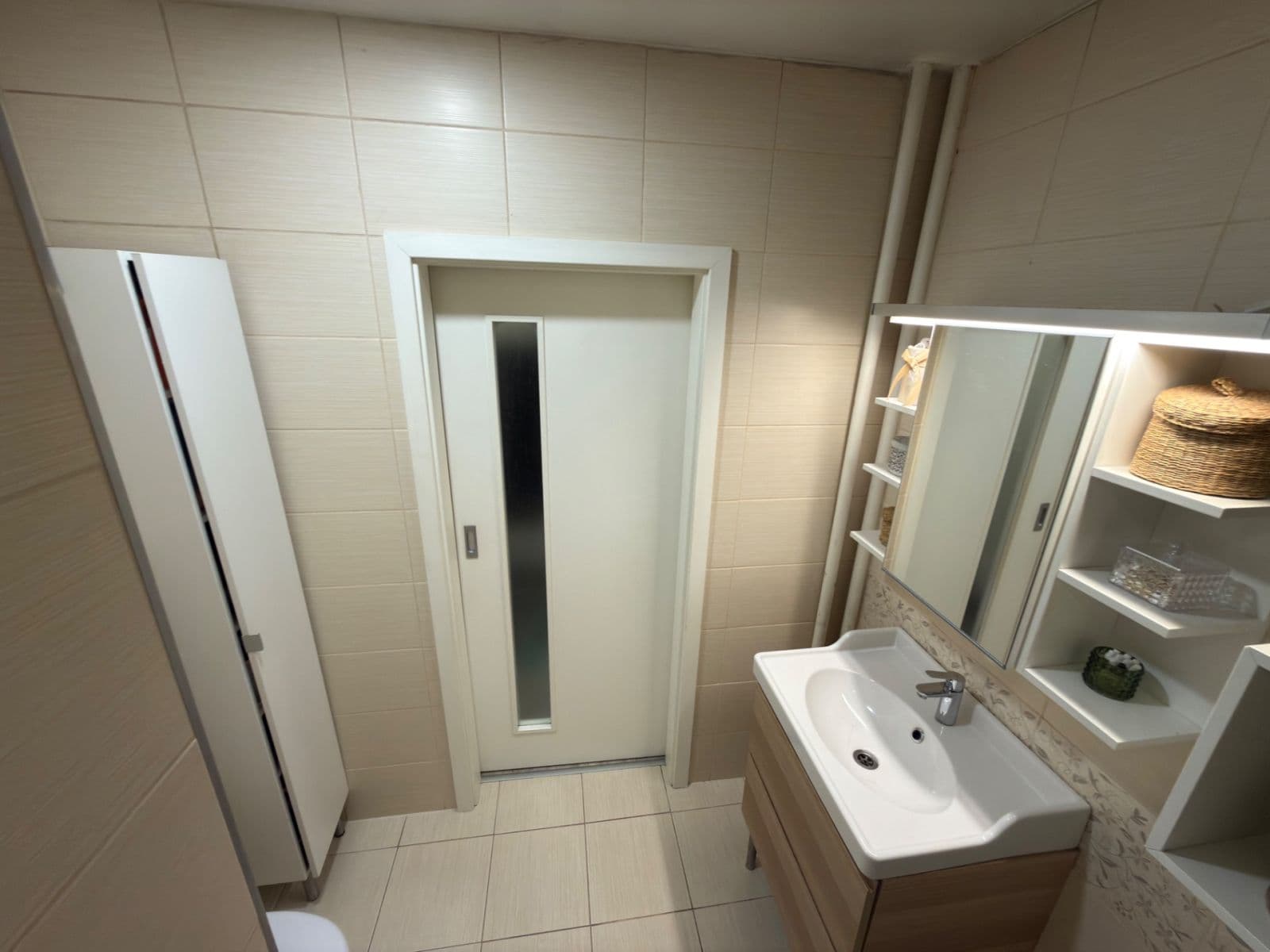 Predaj bytu 3-izbový 68 m², 17. listopadu, Ústí nad Labem, Ústecký kraj Predaj bytu 3-izbový 68 m², 17. listopadu, Ústí nad Labem, Ústecký kraj