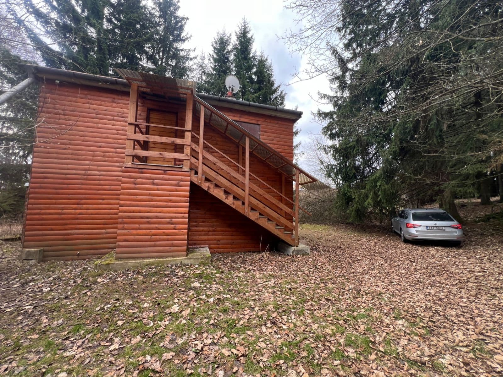 Predaj rekreačného objektu 120 m², pozemek 62 m², Zubří, Kraj Vysočina Predaj rekreačného objektu 120 m², pozemek 62 m², Zubří, Kraj Vysočina