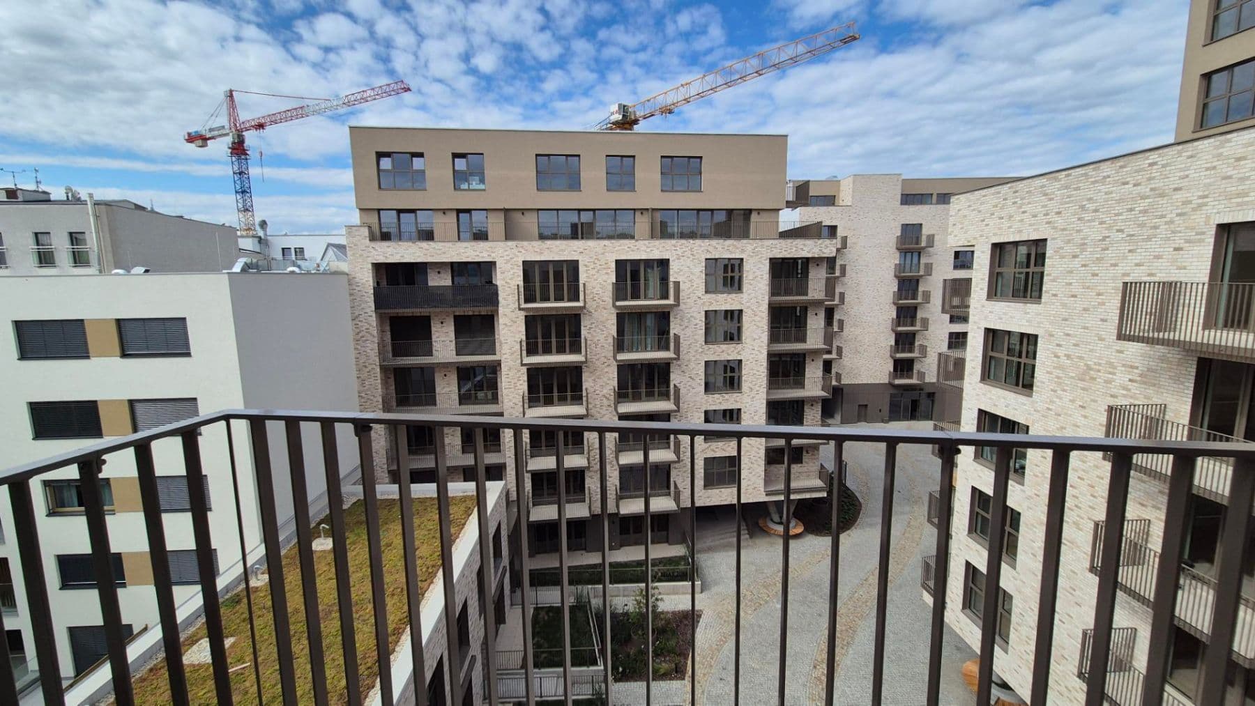 Prenájom bytu 1-izbový 43 m², Bratislavská, Brno, Jihomoravský kraj Prenájom bytu 1-izbový 43 m², Bratislavská, Brno, Jihomoravský kraj