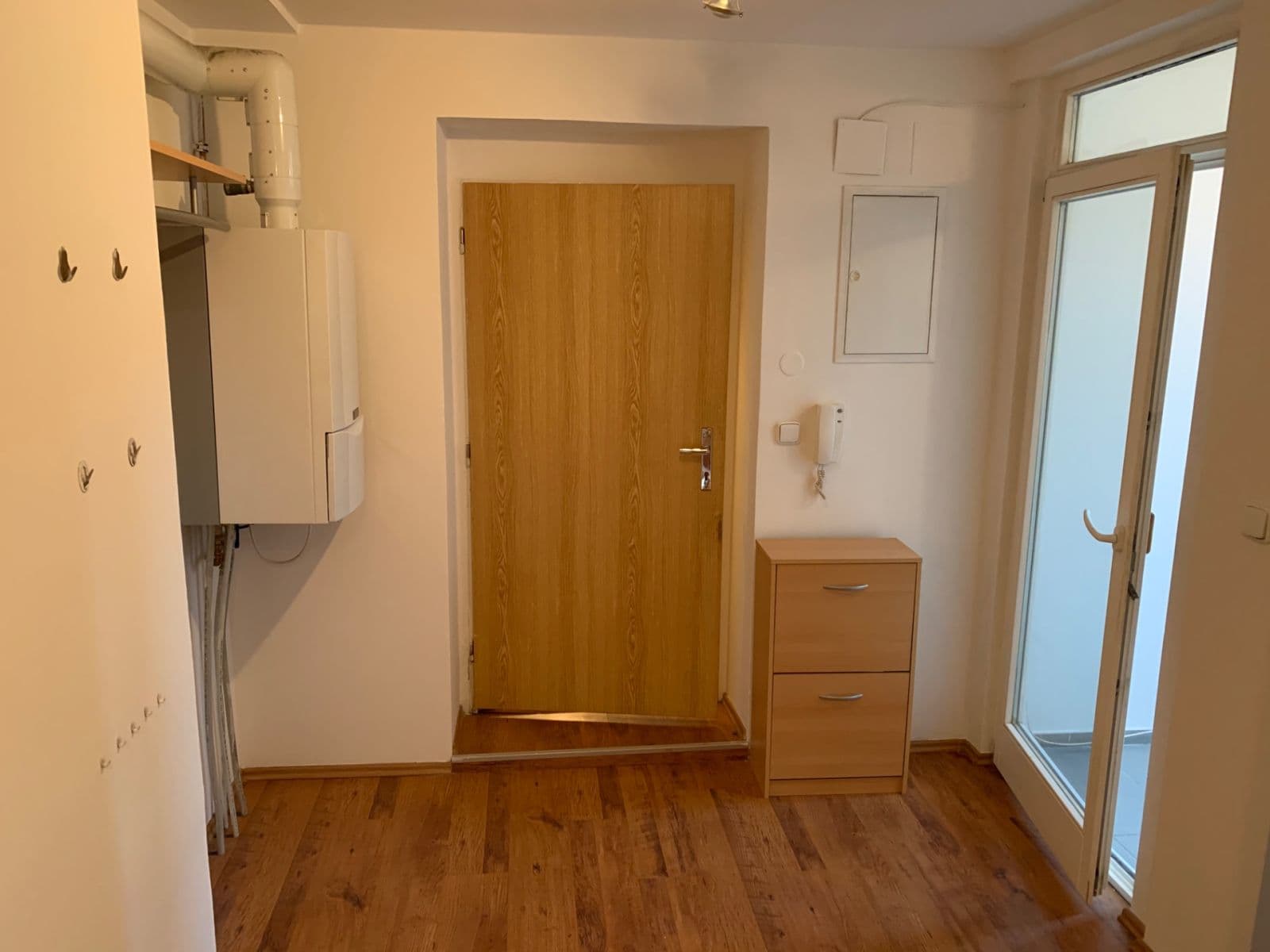 Prenájom bytu 2-izbový 60 m², Farského, Praha, Praha Prenájom bytu 2-izbový 60 m², Farského, Praha, Praha