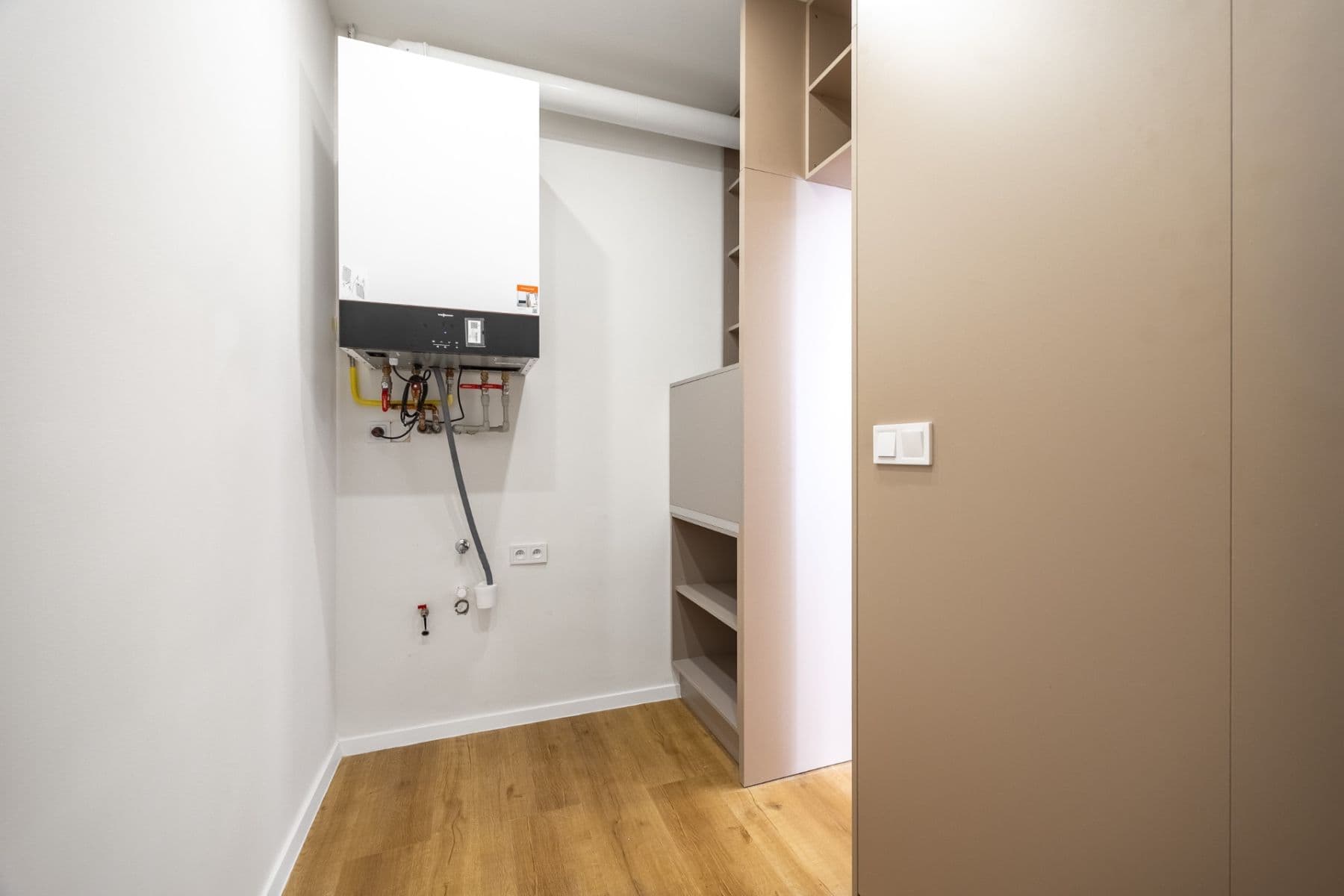Predaj bytu 3-izbový 95 m², Řezáčovo náměstí, Praha, Praha Predaj bytu 3-izbový 95 m², Řezáčovo náměstí, Praha, Praha