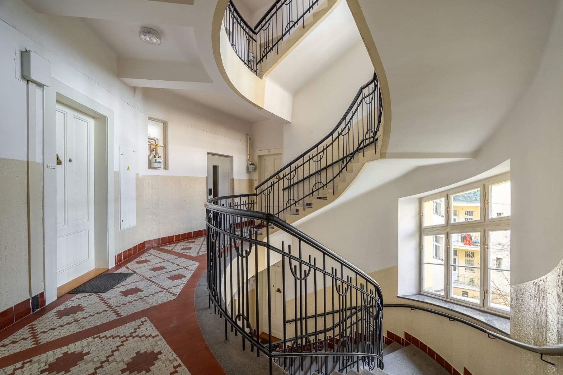 Predaj bytu 3-izbový 95 m², Řezáčovo náměstí, Praha, Praha Predaj bytu 3-izbový 95 m², Řezáčovo náměstí, Praha, Praha