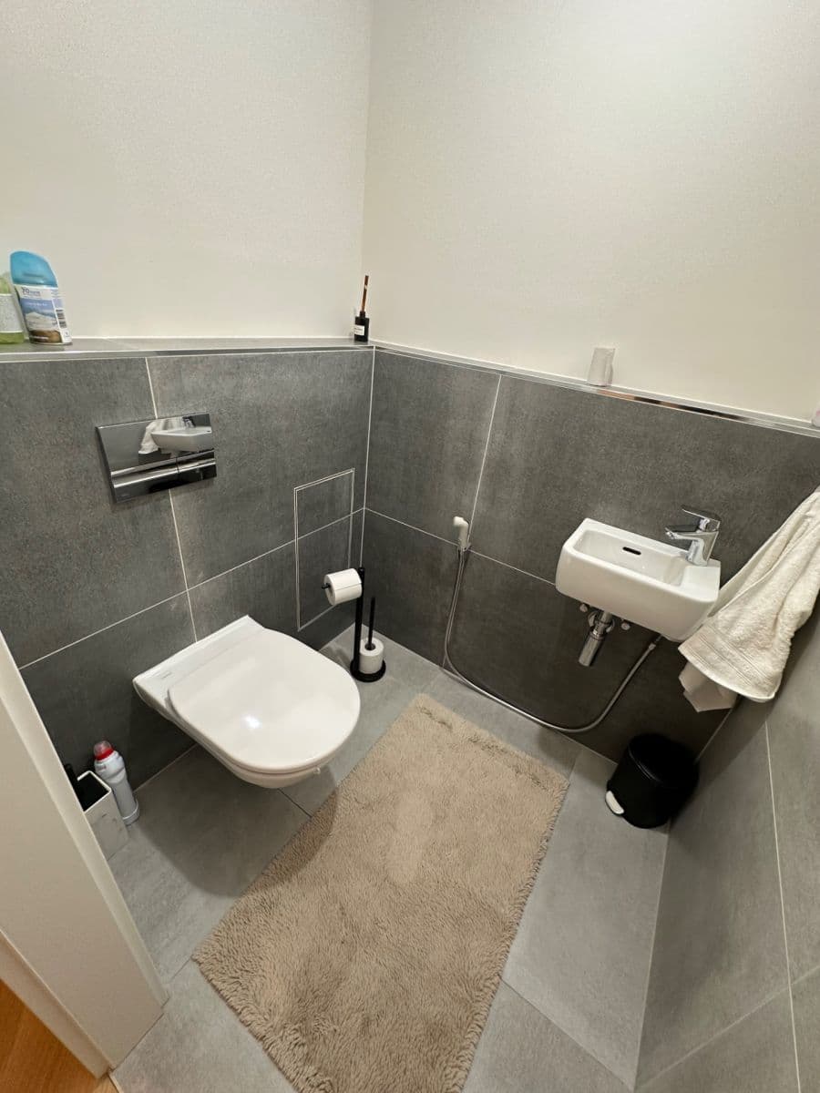 Predaj bytu 4-izbový 102 m², Kardausova, Praha, Praha Predaj bytu 4-izbový 102 m², Kardausova, Praha, Praha