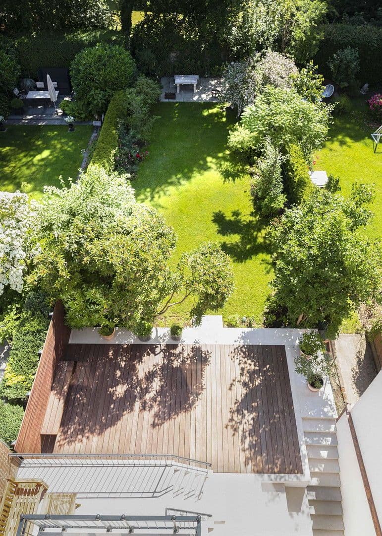 Predaj domu 365 m², pozemek 390 m², Hamburg, Hamburg Predaj domu 365 m², pozemek 390 m², Hamburg, Hamburg