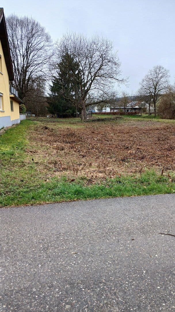 Predaj pozemku 3.400 m², Klettgau, Bádensko-Wurttembersko Predaj pozemku 3.400 m², Klettgau, Bádensko-Wurttembersko